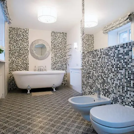 Luxury And Romance In Old Town * Riga