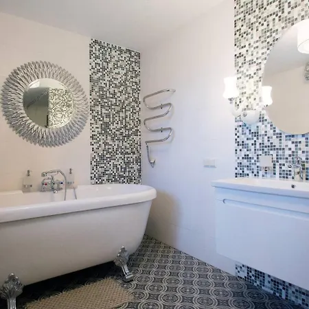 Luxury And Romance In Old Town Apartamento Riga