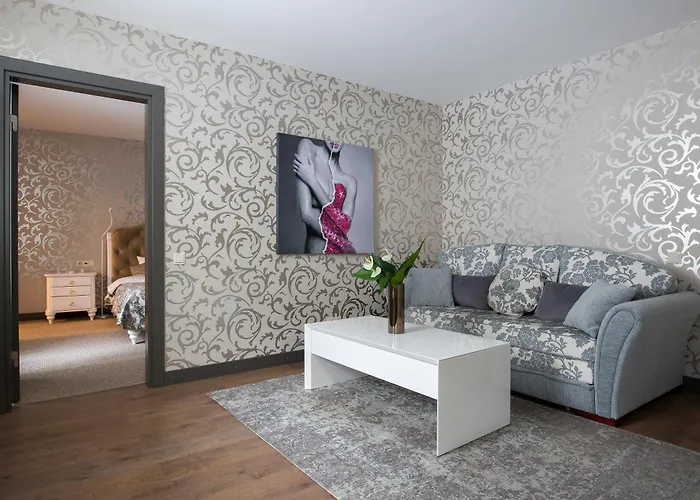 Luxury And Romance In Old Town